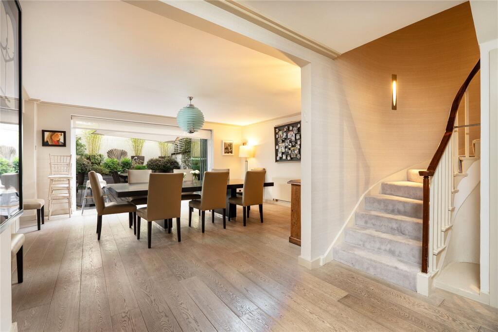 4 bedroom terraced house for sale in Norfolk Crescent, Hyde Park, London, W2